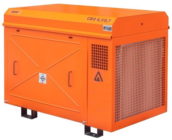 Станция компрессорная электрическая уличная ЗИФ-СВЭ-4,4/1,0 в кожухе с пакетом Север